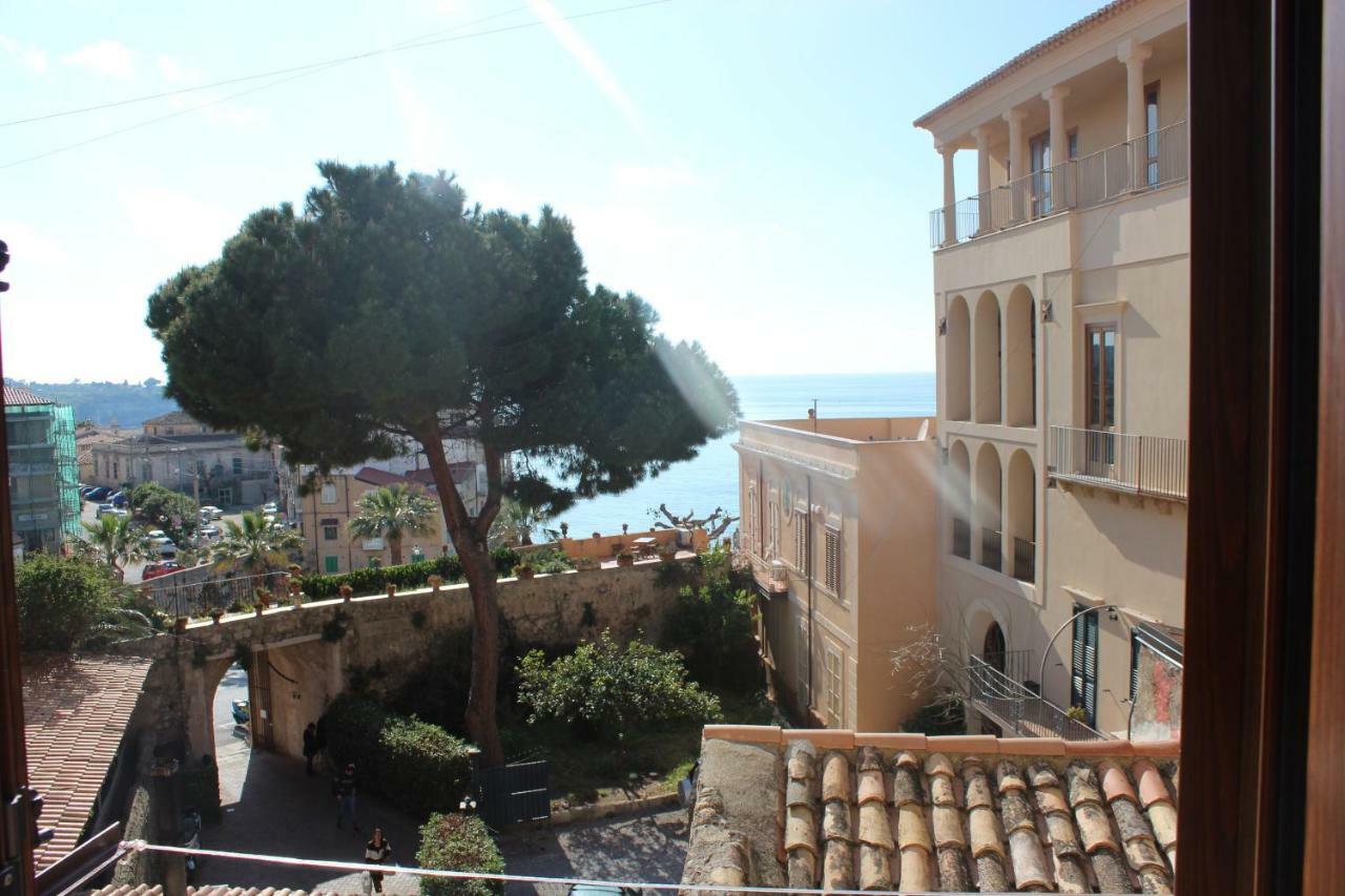 Appartamento Cortese Tropea Eksteriør bilde